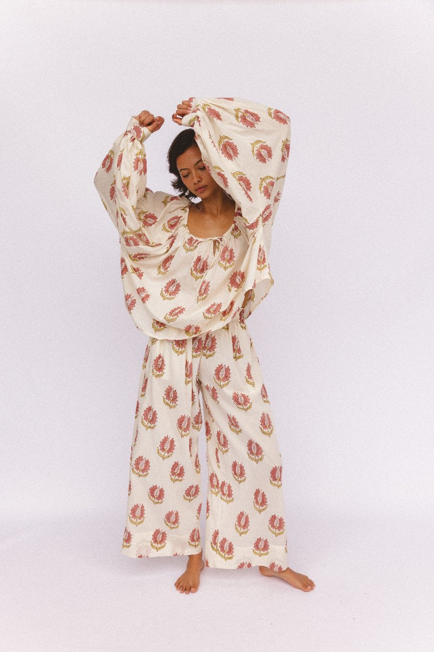 Ria Pants ~ Strawberry Cream