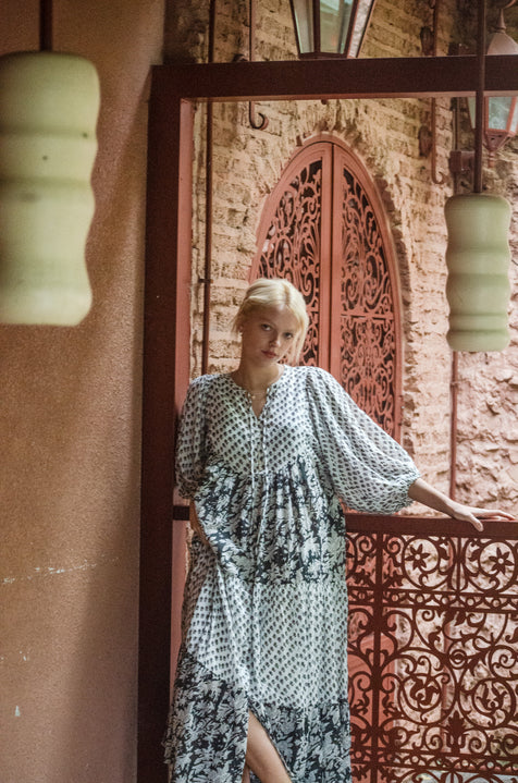 Nora Maxi Dress ~ Noir